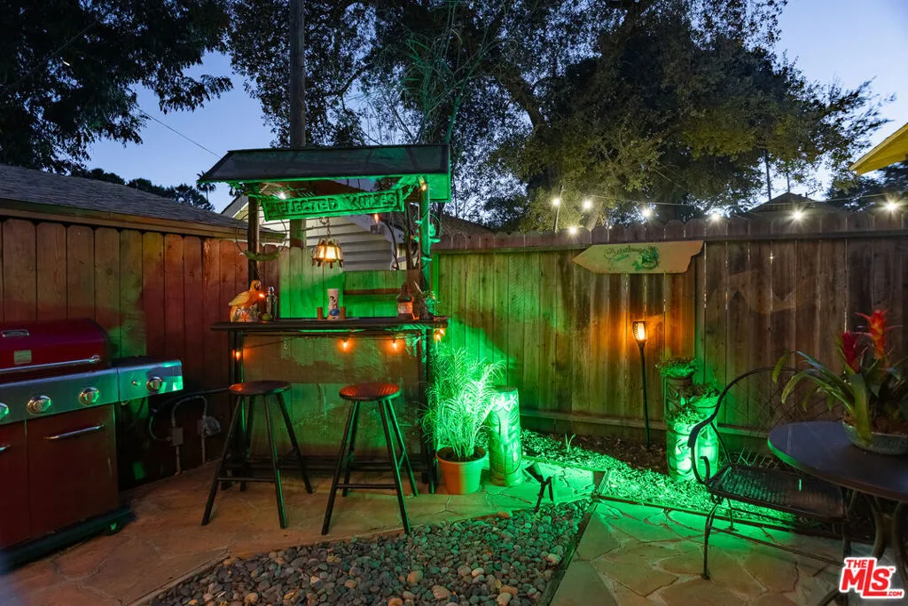 577 N Chester Avenue, Pasadena, California 91106 home-pic-67